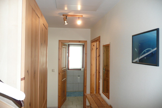 Ferienhaus in Gro&szlig;enbrode - Alex - Flur zum Bad