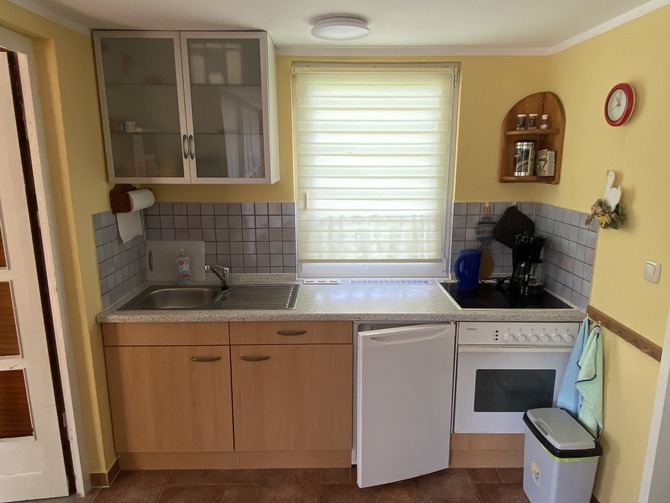 Ferienhaus in Rerik - Haus Sonnenschein - K&uuml;chenzeile