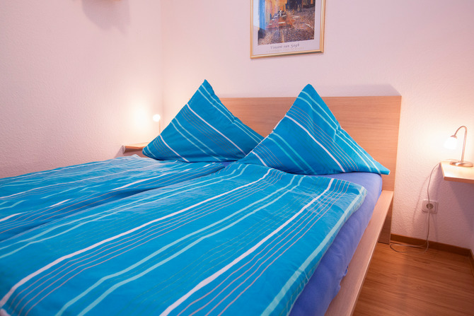 Ferienwohnung in Warnem&uuml;nde - Residenz Am Kurpark - Beispielbild Schlafzimmer