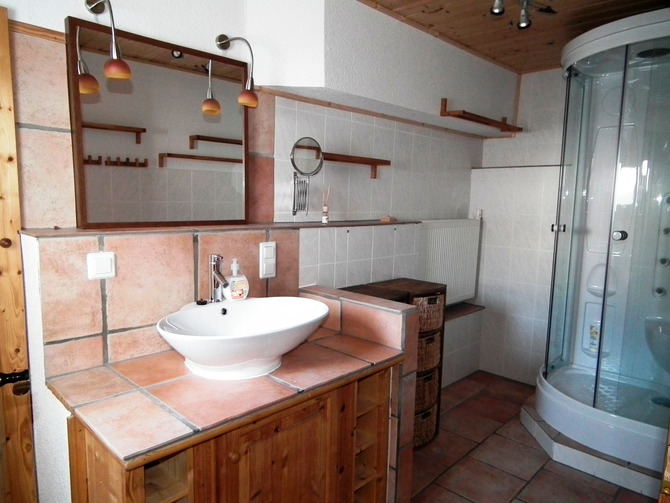 Ferienwohnung in Bodstedt - Haus Ostseer&auml;uber Fewo I - Drittes Bad-Waschbecken und Dusche