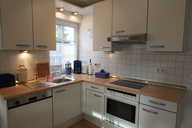 Ferienhaus in Ostseeheilbad Zingst - Weidenstra&szlig;e 6 - K&uuml;chenzeile