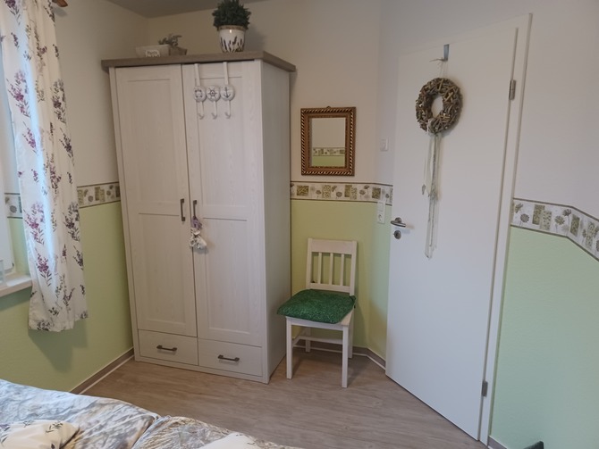 Ferienwohnung in Graal-M&uuml;ritz - Ferienwohnung Willi-Marie - Schlafzimmer
