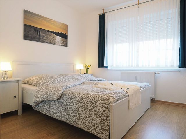 Ferienwohnung in Ostseeheilbad Zingst - Alte Reihe 10 - Silberm&ouml;we 1 - Bild 11