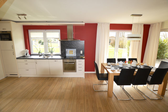 Ferienhaus in Fehmarn OT Staberdorf - Reetdachhaus 5, inkl. 2 Parkpl&auml;tze - Bild 6