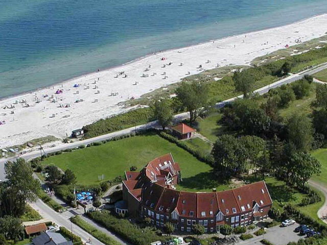 Ferienwohnung in Kronsgaard - Fewo "Ostseeperle" direkt am Ostseestrand mit Schwimmbad - Bild 2