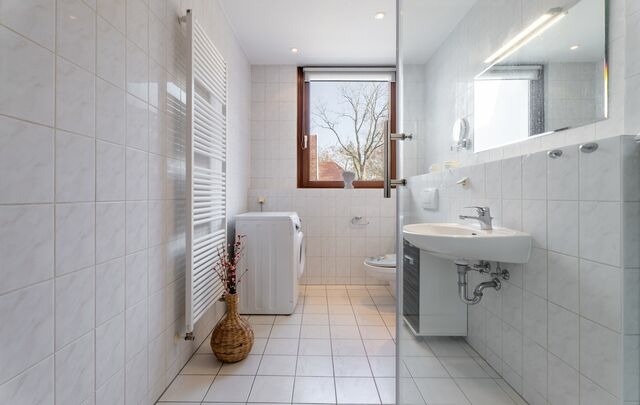 Ferienwohnung in Karlshagen - Ostseebad Karlshagen - gro&szlig;z&uuml;gige Ferienwohnung Sommer - Bild 7