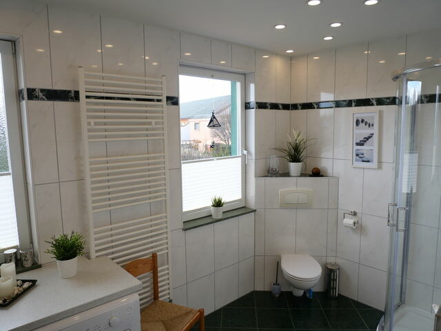 Bungalow in Hohenkirchen - direkt am Wasser ""K&uuml;stenperle"mit Meerblick und Sauna - Bild 22