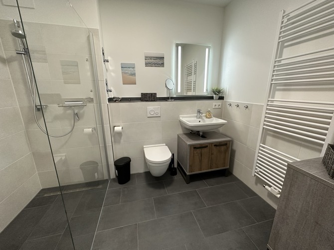 Ferienwohnung in Boltenhagen - Wei&szlig;e Villen Whg. 19 - Badezimmer