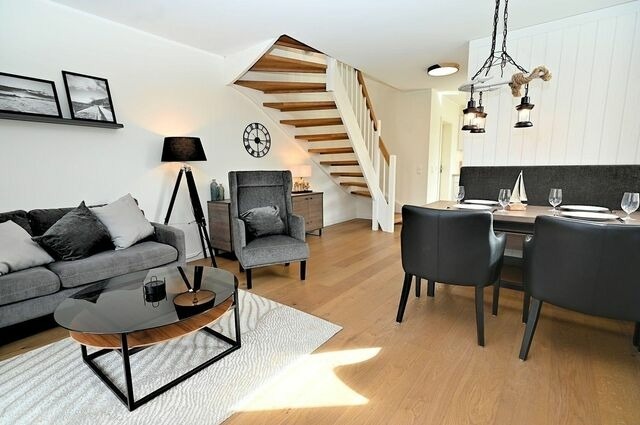 Ferienhaus in Hohwacht - M&ouml;wenweg Die Strandburg im M&ouml;wenweg App. 3 - Bild 2