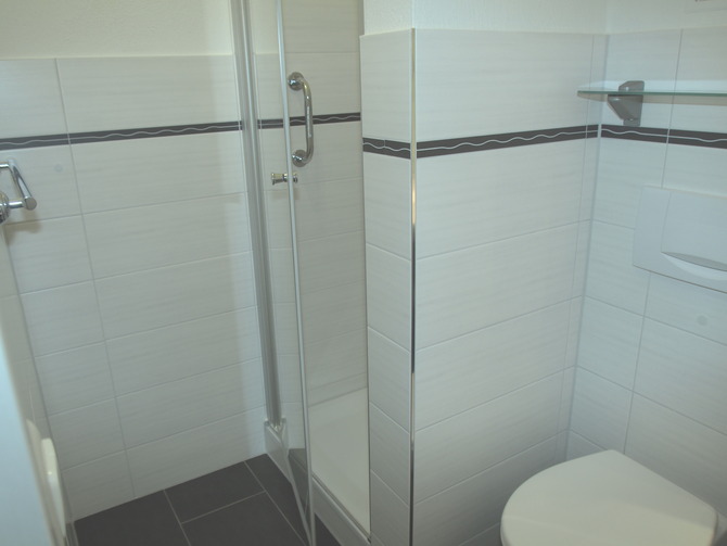 Ferienwohnung in K&uuml;hlungsborn - Strandstra&szlig;e 32 - Bad