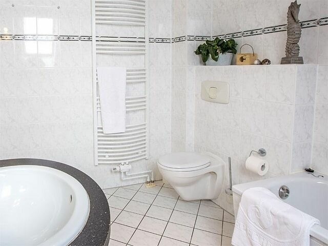 Ferienhaus in Ostseebad Nienhagen - Haus R&uuml;gen 9a - Bild 12