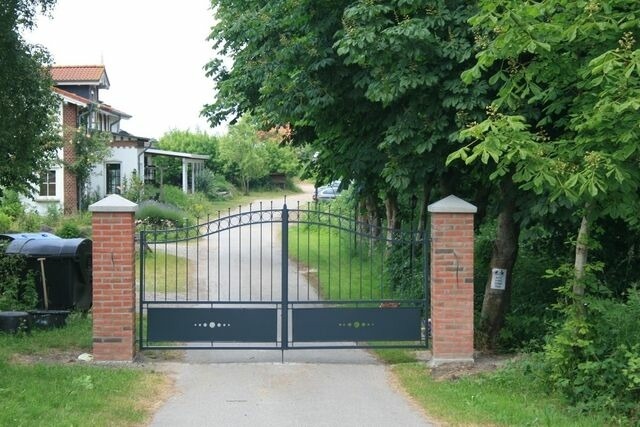 Ferienwohnung in Grube - Edler Altbau, 2,80m breites Doppelbett - Bild 18