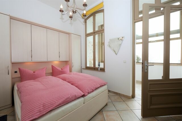 Ferienwohnung in Seebad Heringsdorf - (Brise) Villa Miramare App. 05 - Bild 9